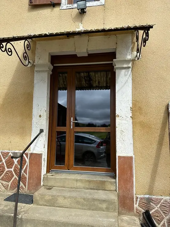 porte-entree-vitrage-isolant.jpg