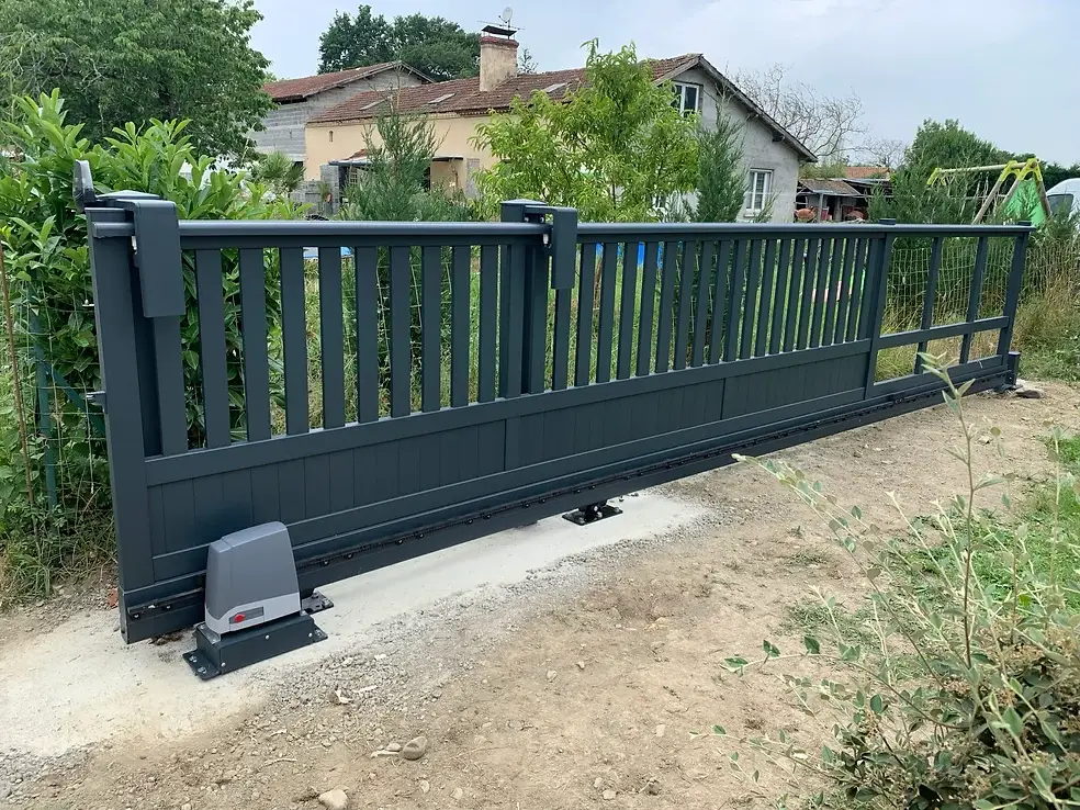 portail-moderne-aluminium.jpg